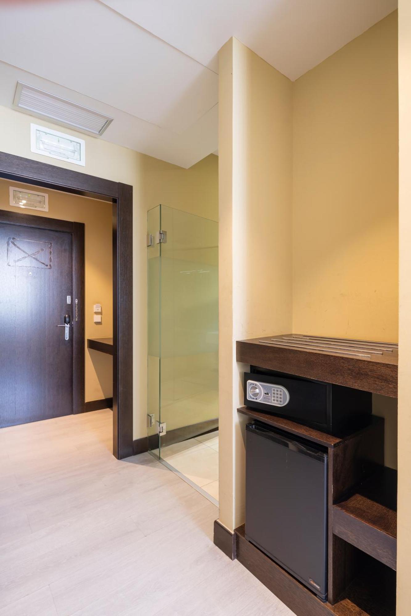 Alda Route 42 Hotel Illescas Kültér fotó