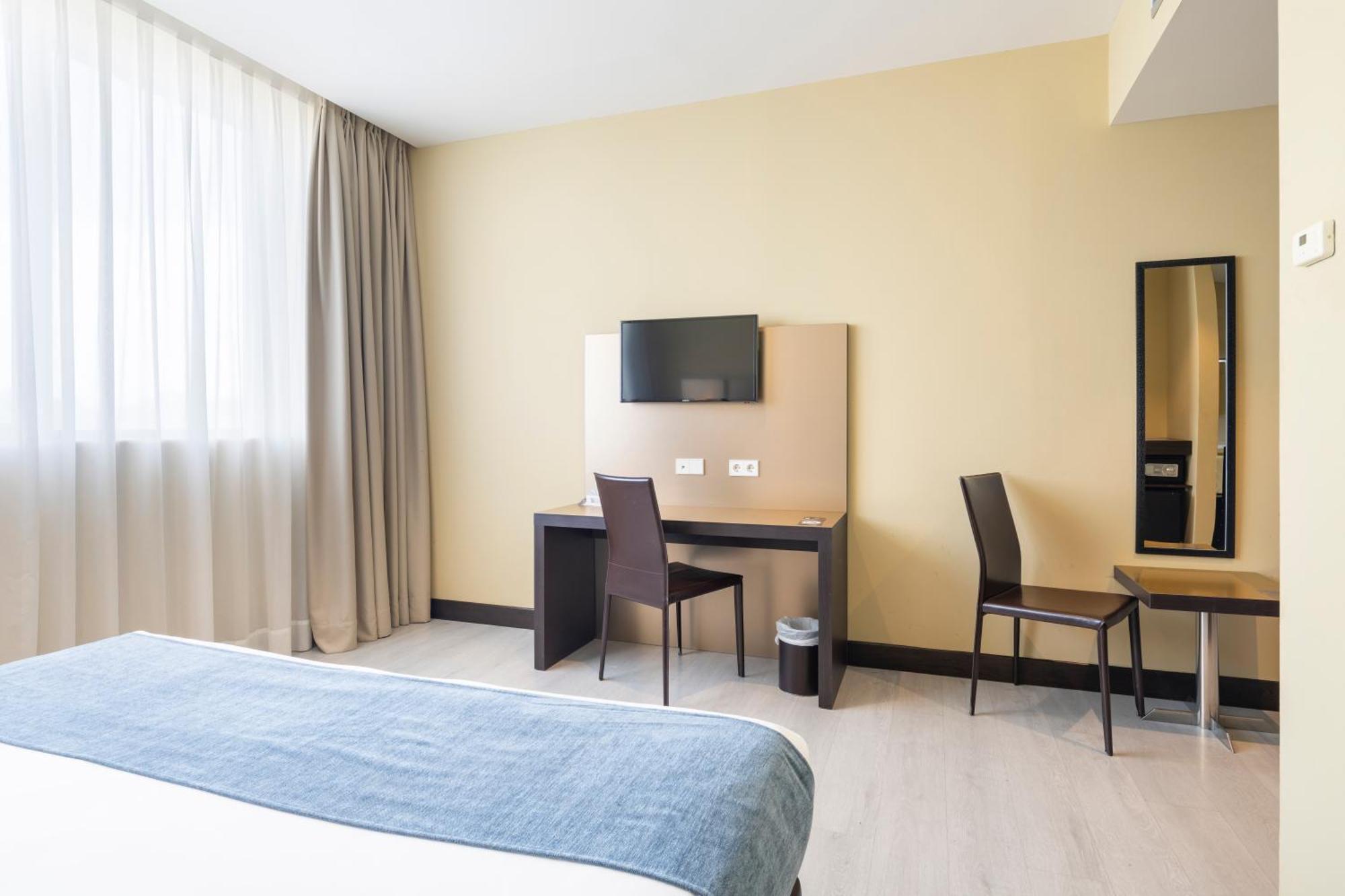 Alda Route 42 Hotel Illescas Kültér fotó